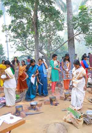 ponkala image of venganor sree neelakeshi mudippura festival